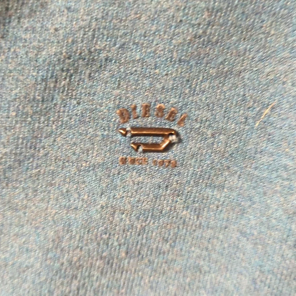 Men's Size XL Diesel V-Neck Sweater - Picture 3 of 5